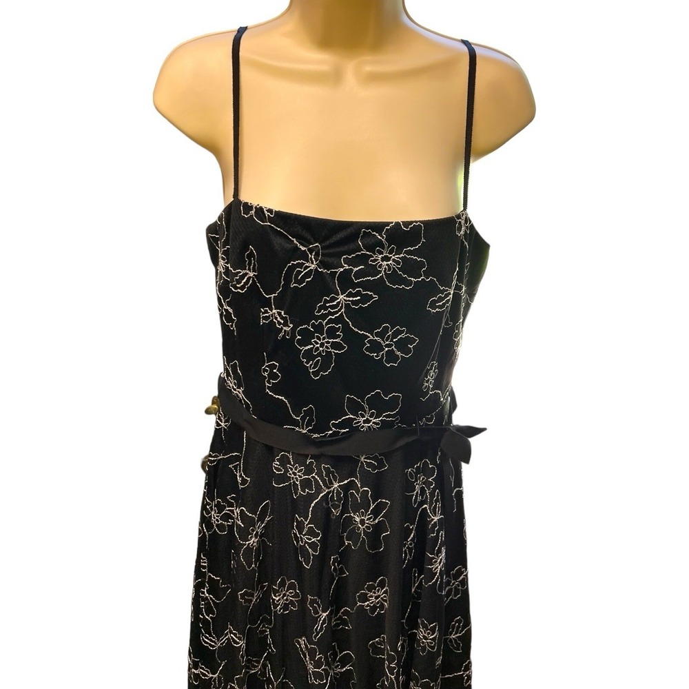 Laundry by Shelli Segal Black Floral Embroidered Mesh Midi Dress Size 6 E5475 - Picture 12 of 16